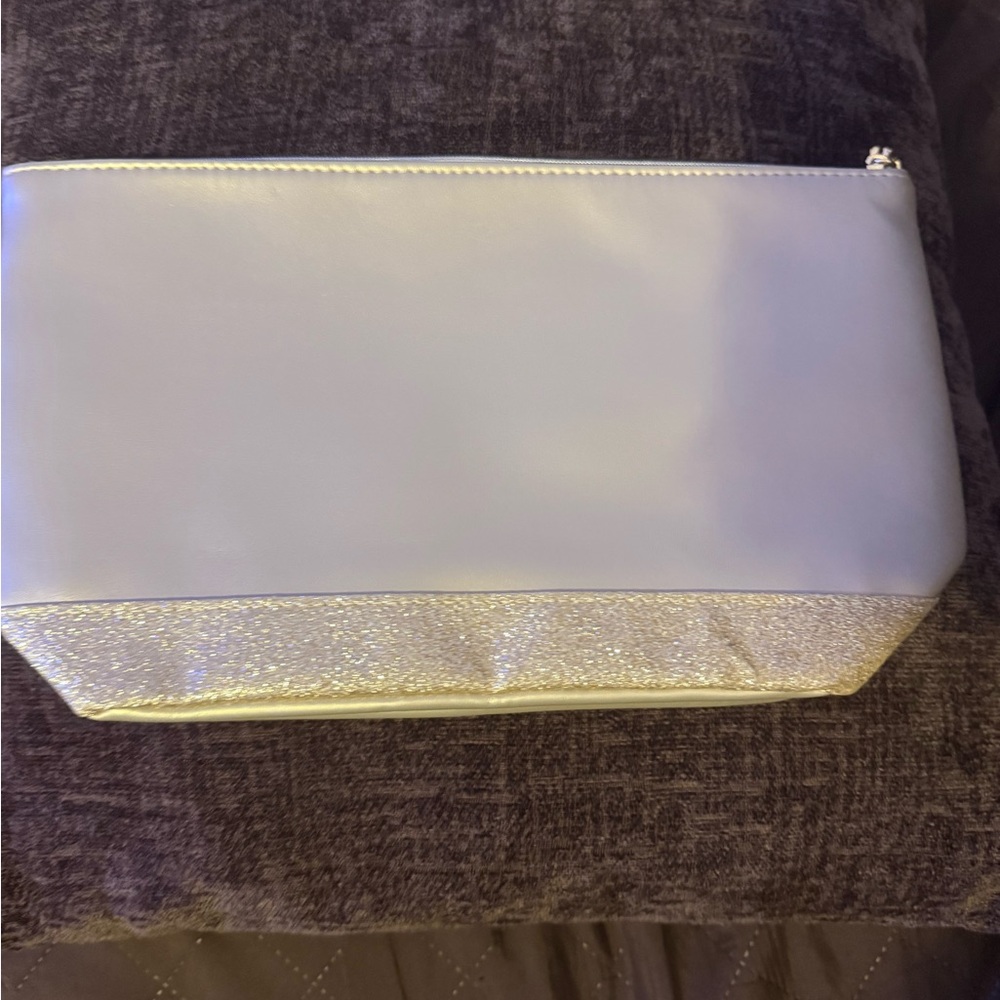 Jimmy Choo Parfums‎ Gold Faux Leather & Glitter Trim Clutch/Makeup Bag - Picture 4 of 9